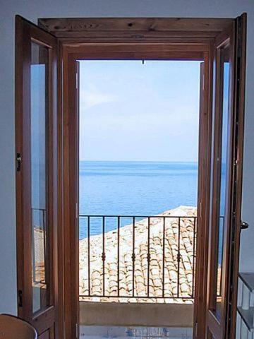 Casa Vela 2* Scilla