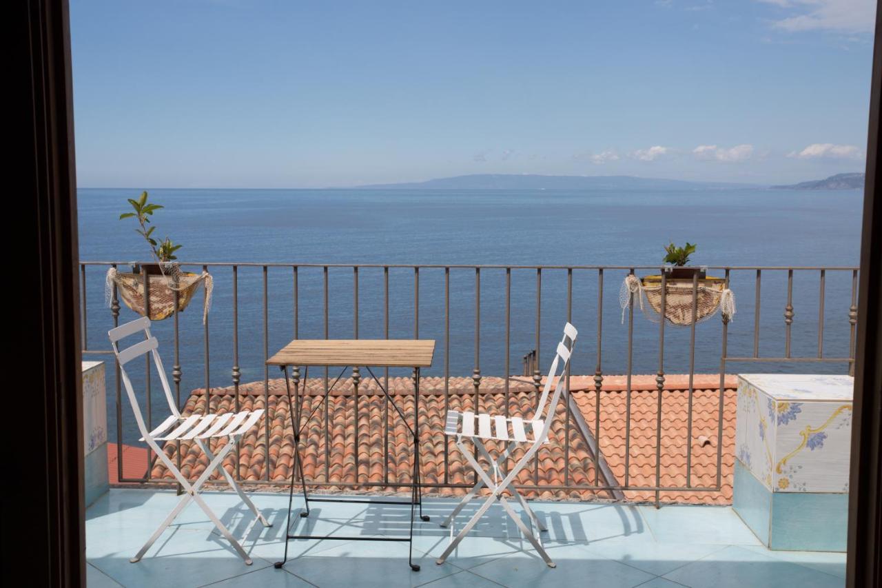 Casa Vela Scilla
